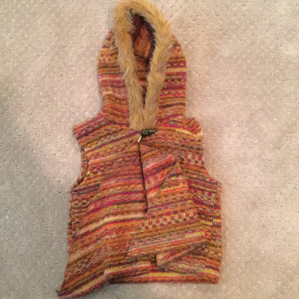 Sweater vest